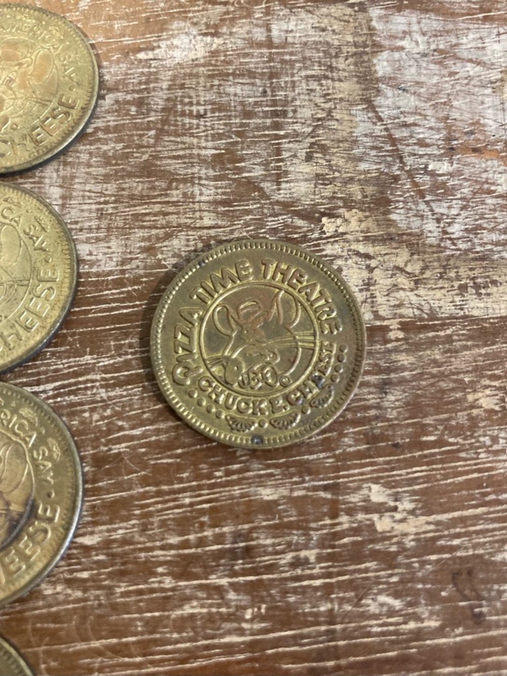 13 Vintage Chuck E. Cheese Coins 1982 and 1983 - Picture 5 of 15